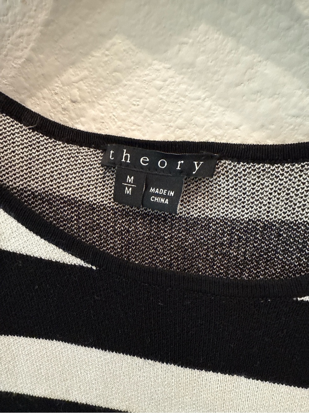 Theory Black White Striped Knit Top Medium Boxy Short Sleeve Sweater Minimalist - Picture 4 of 5